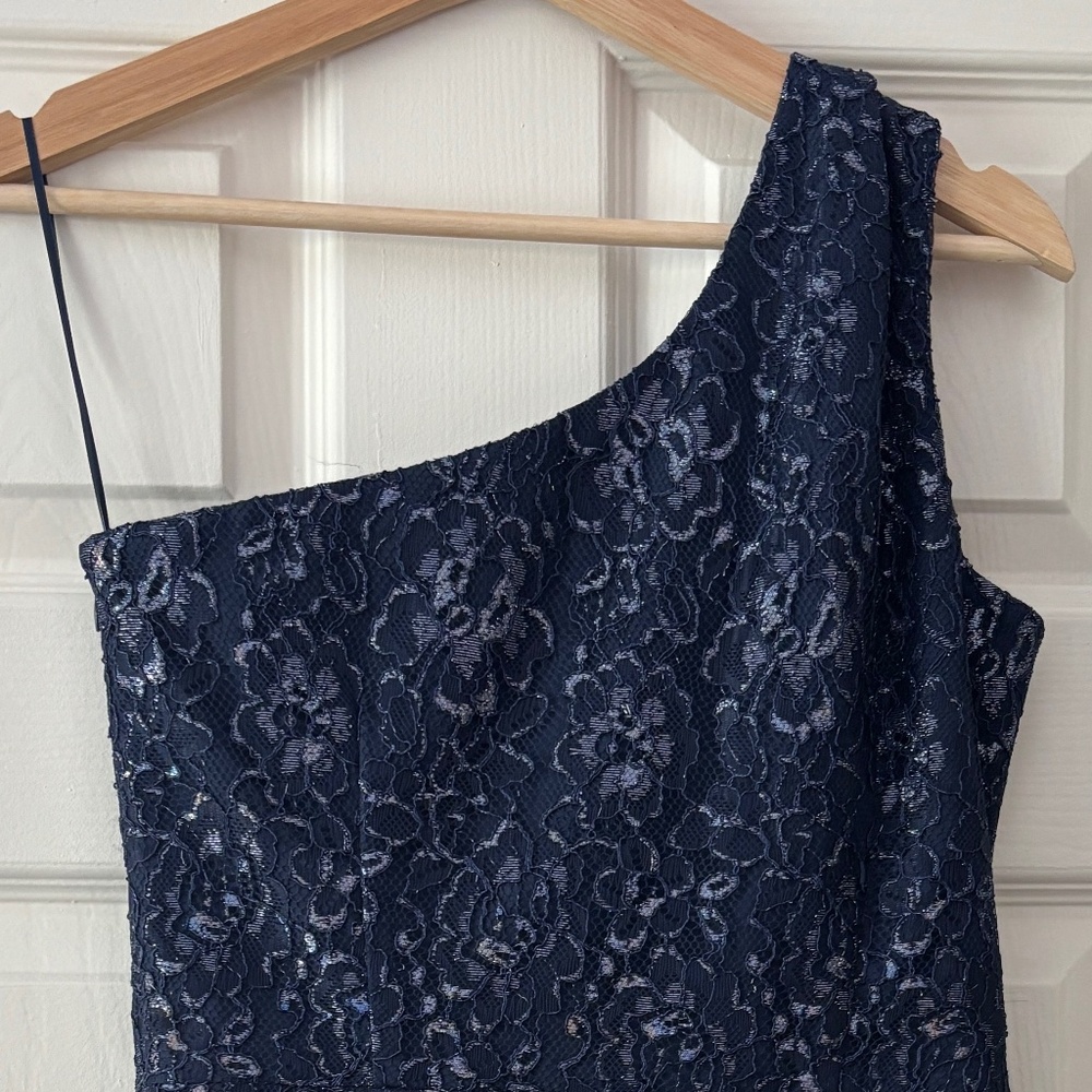 Dress the Population One-shoulder Lace Cocktail Dress - Blue Size M - Picture 8 of 13
